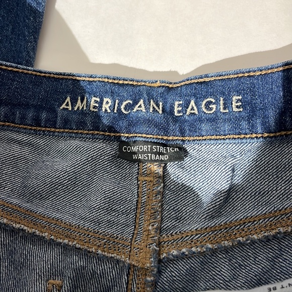 American Eagle denim jeans 90s flare sz 4 short medium wash distressed - Picture 2 of 7
